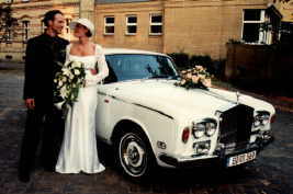 Hochzeit Schweizer im weien Oldtimer Rolls Royce Silver Shadow